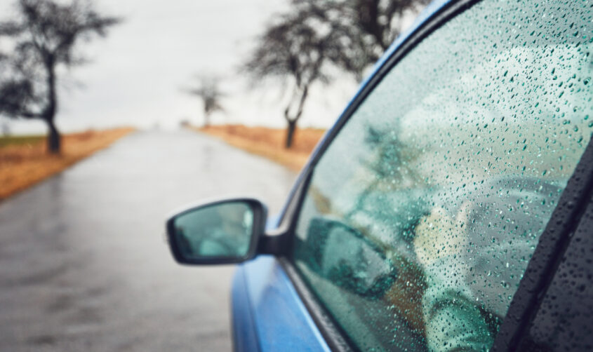 Yağmurlu Havalarda SUV Araç Kullanmanın Püf Noktaları